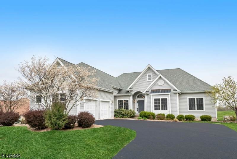 29 Players Blvd - Photo 1