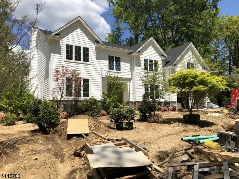 20 Reeds Ln - Photo 1