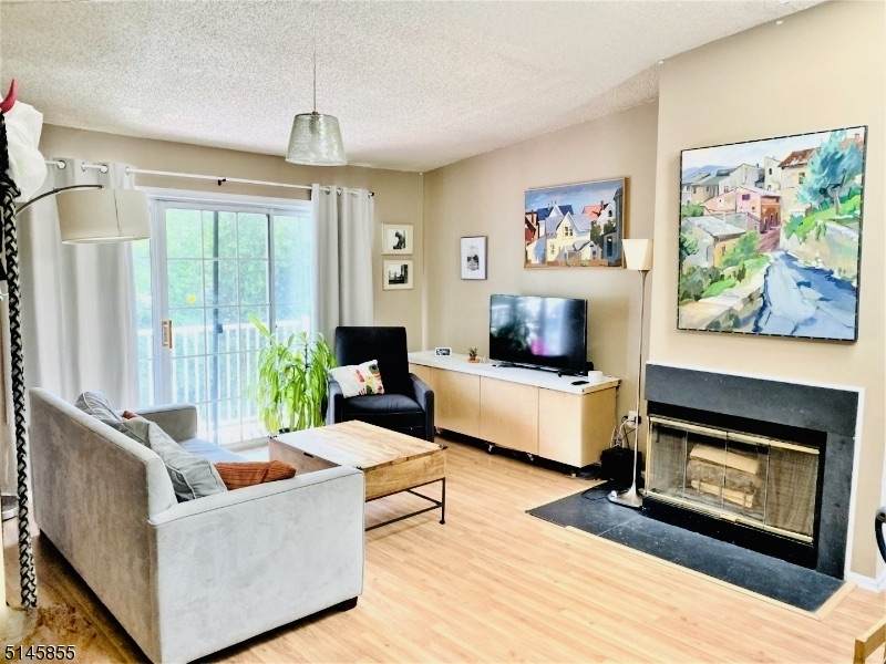 109 Rachel Ct - Photo 1