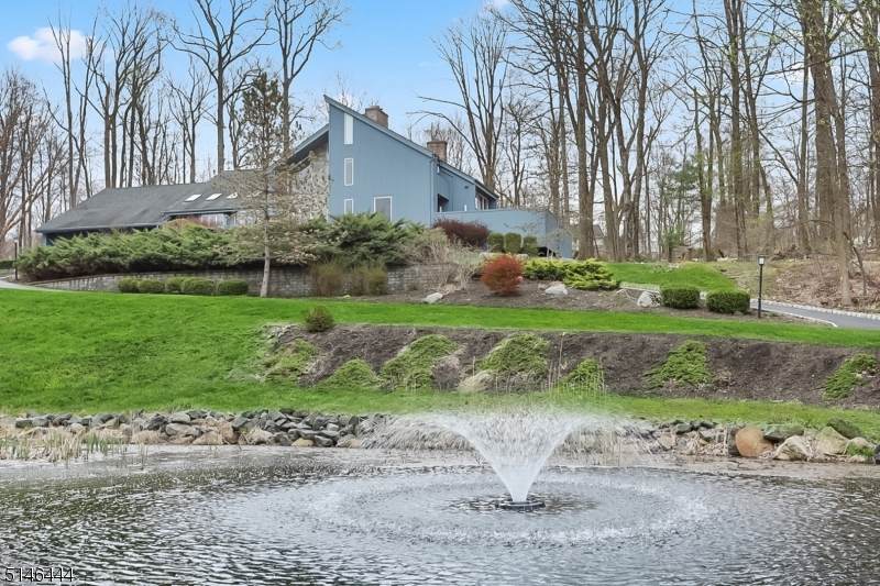 18 Cherokee Ct - Photo 1