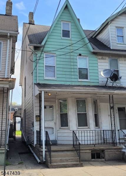 317 Mercer Street - Photo 1