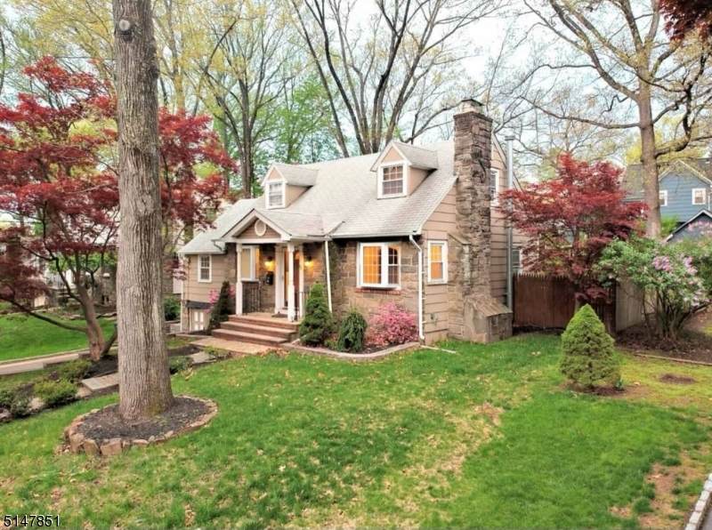 93 Chetwood Ter - Photo 1
