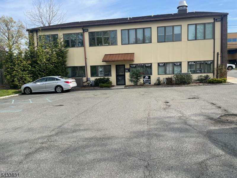 621 Eagle Rock Ave - Photo 1
