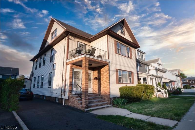 615 Bailey Ave - Photo 1