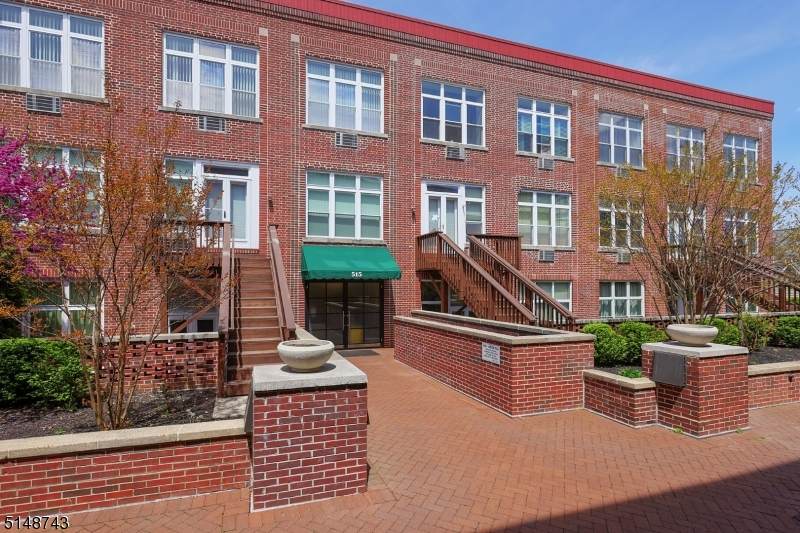 515 Trinity Pl, 3Nn - Photo 1