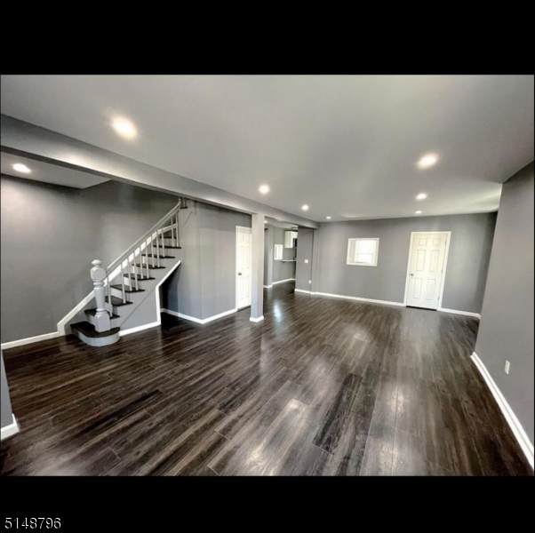 544 Prospect St - Photo 1