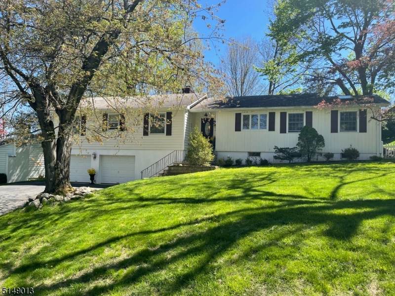 100 Summit Rd - Photo 1