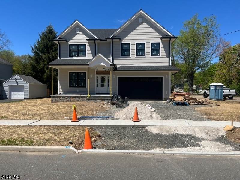 146 Park Ave - Photo 1