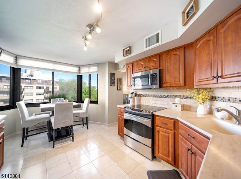 316 Prospect Ave - Photo 1