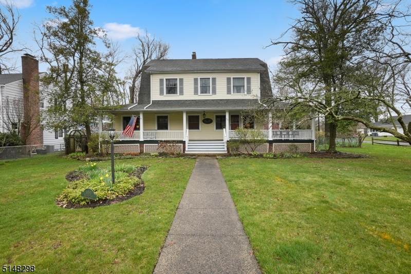 850 Rahway Ave - Photo 1