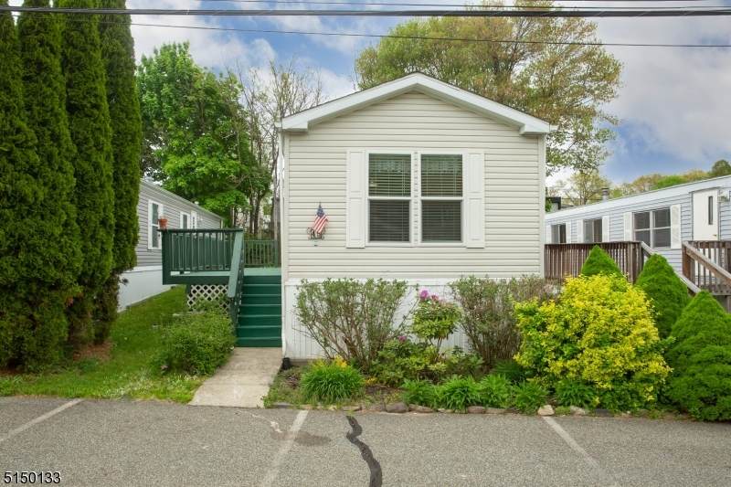 45 Daniel Lane - Photo 1