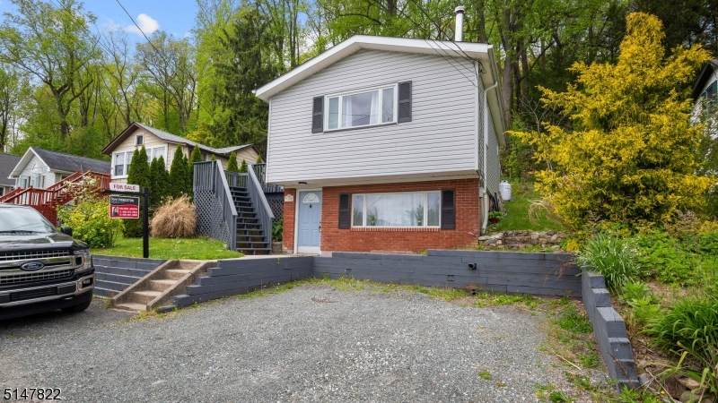 15 Lewis Ln - Photo 1