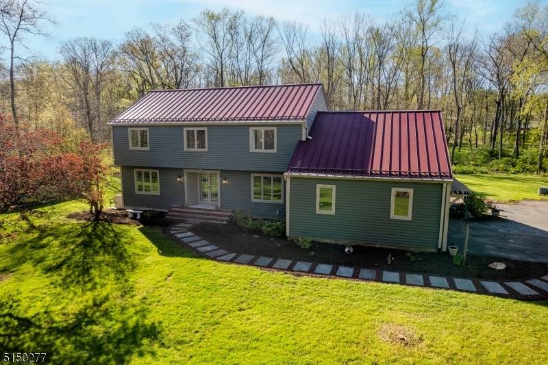 27 Glen Ridge Dr - Photo 1