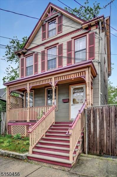 192 State St - Photo 1