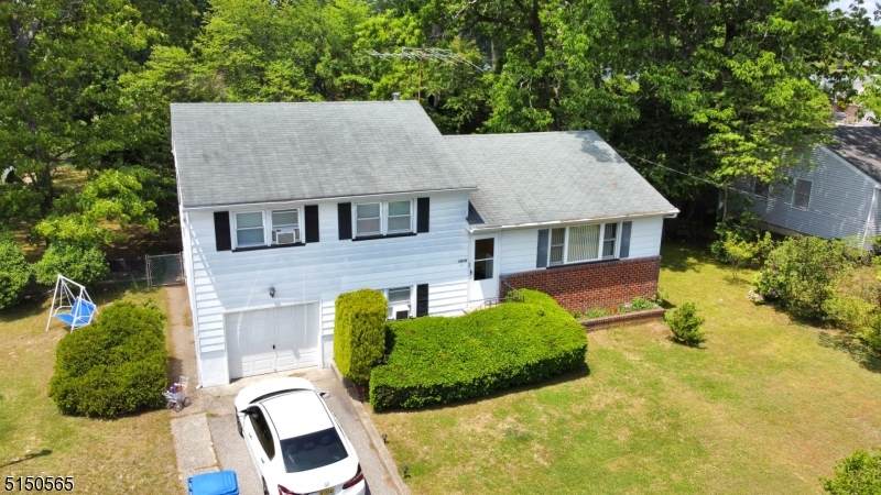 1818 Hinds Rd - Photo 1