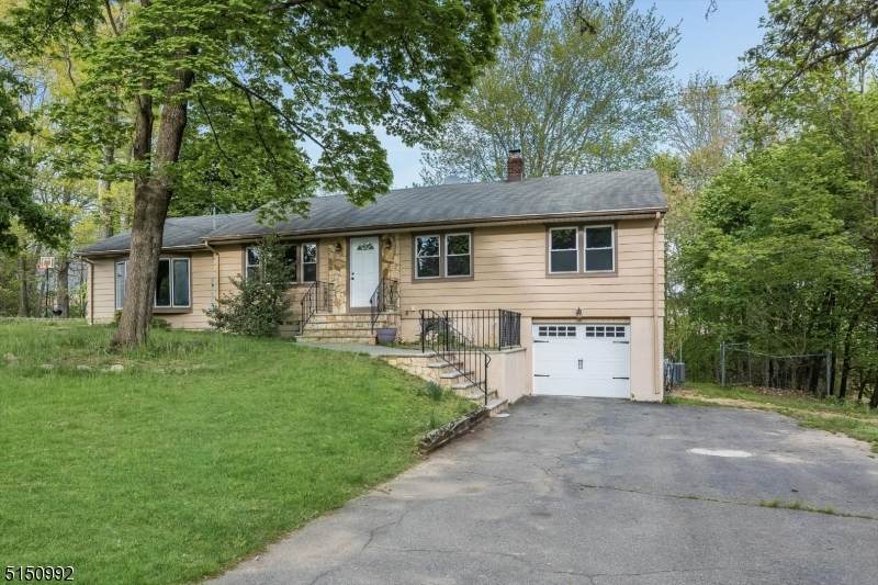 180 Oldham Rd - Photo 1