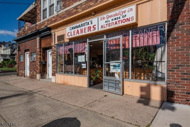 241 Madison Ave - Photo 1