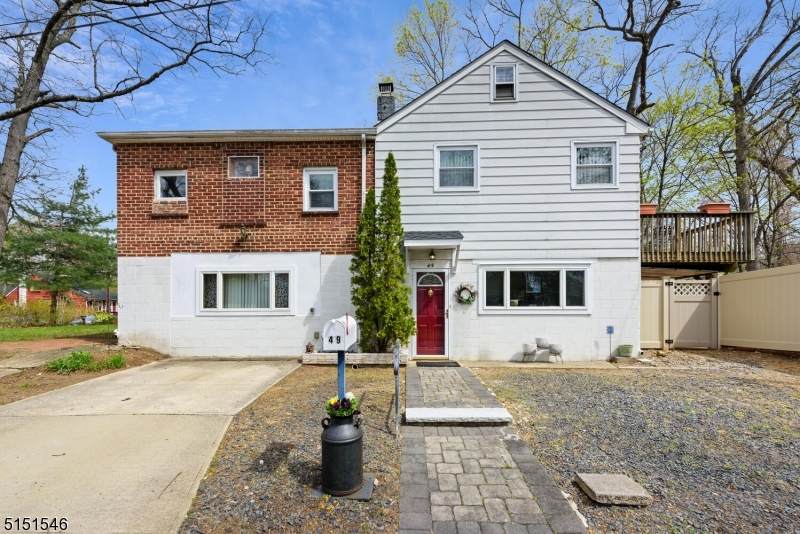 49 Chestnut St - Photo 1