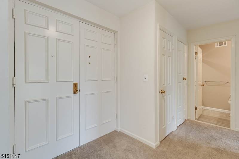 260 Prospect St - Photo 1