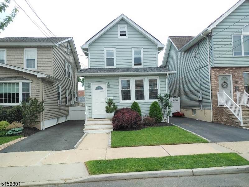 43 Belmount Ave - Photo 1