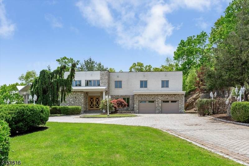 36 Wilson Ave - Photo 1