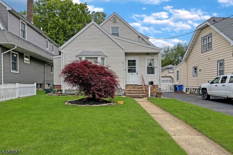 27 John St - Photo 1