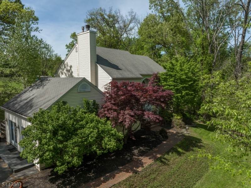 19 Rymon Rd - Photo 1