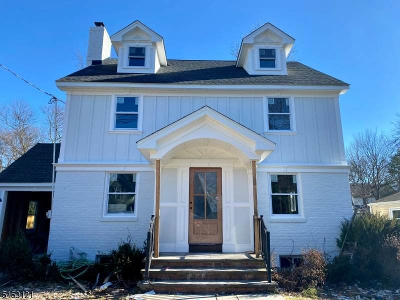 419 Edgewood Ave - Photo 1