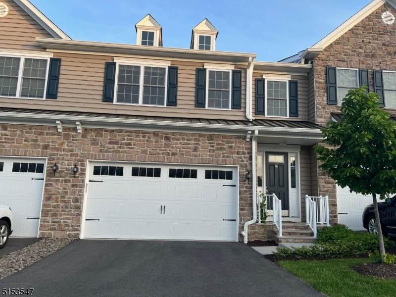 16 Wilson Dr - Photo 1