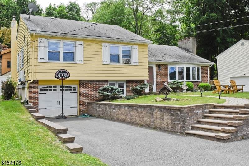 19 Birch Pkwy - Photo 1