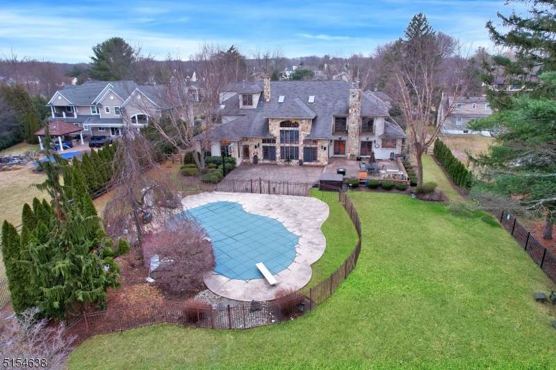 21 Jorgenson Ln - Photo 1