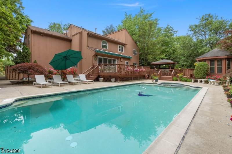6 Brinley Dr - Photo 1