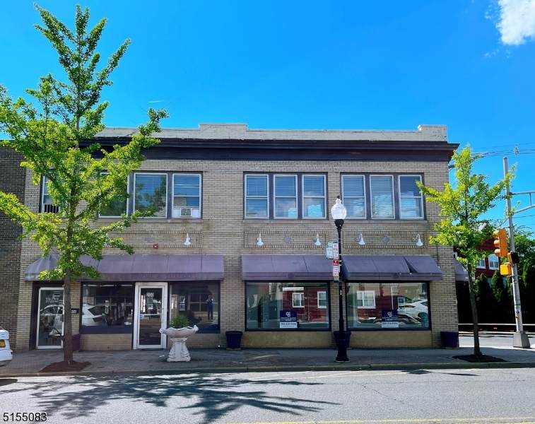 200 S Main St - Photo 1