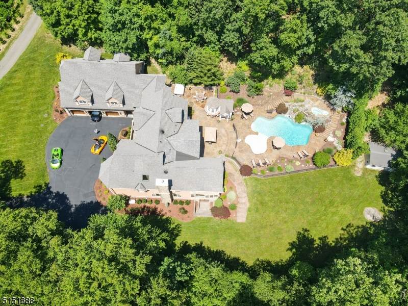 9 Mullbrook Ln - Photo 1