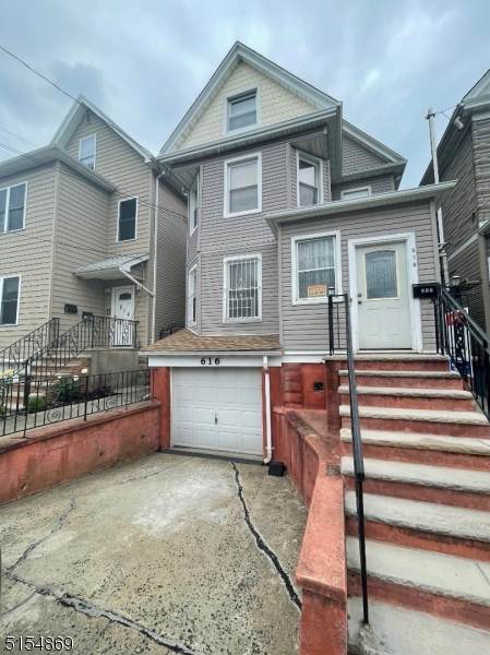 616 Adams Ave - Photo 1