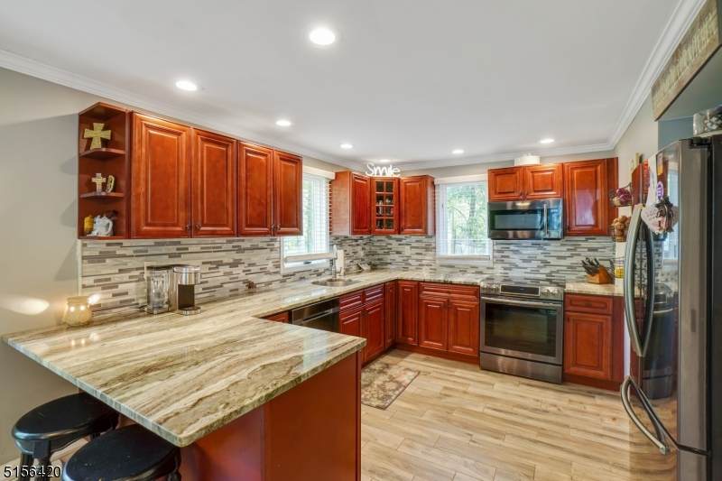 913 Fairview Lake Rd - Photo 1