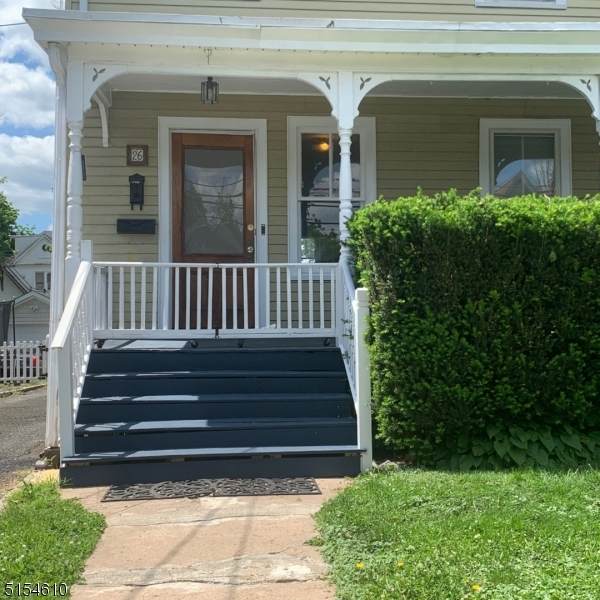 26 Hillside Ave - Photo 1