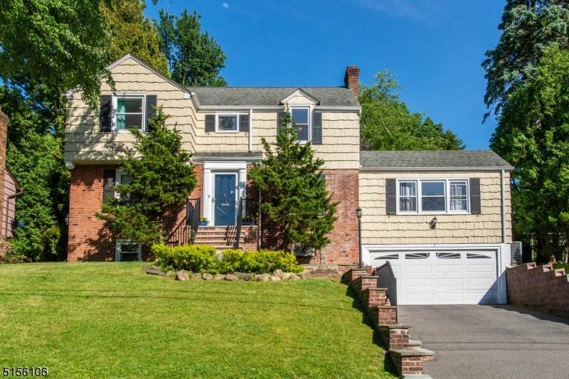 5 Stonewood Pkwy - Photo 1