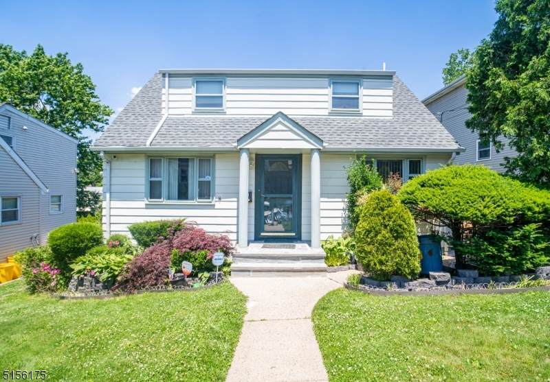 741 Greeley Ave - Photo 1
