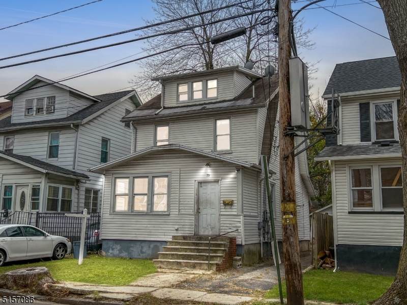79 Delmar Pl - Photo 1