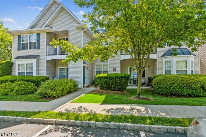 414 Cambridge Dr - Photo 1