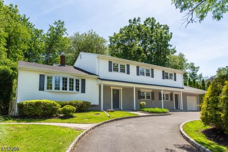 38 Marlton Dr - Photo 1