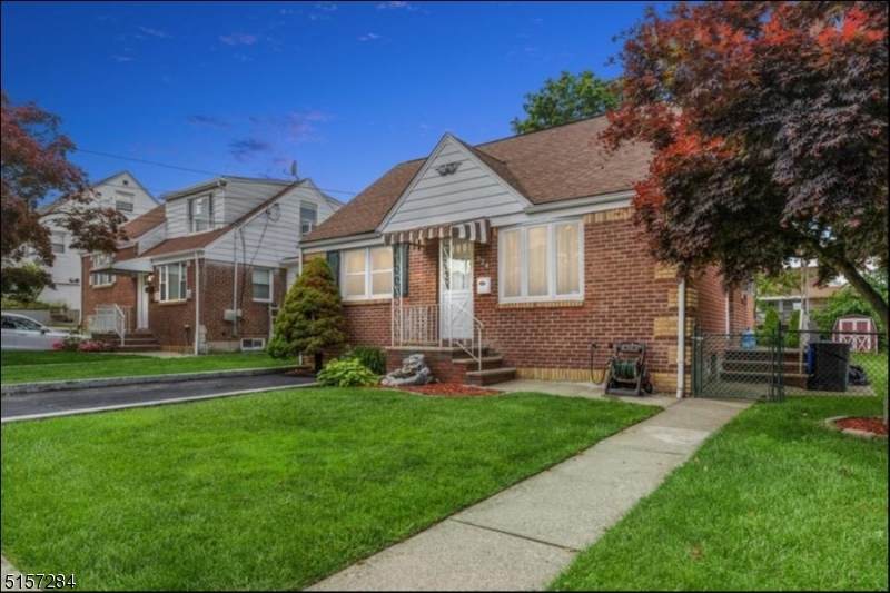 324 Park Slope - Photo 1