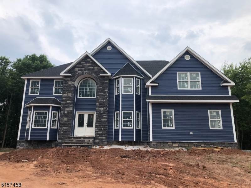 3 Bellis Ln - Photo 1