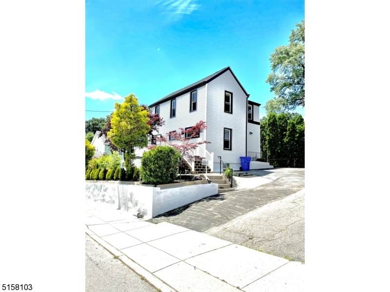 151 Grant Ave - Photo 1