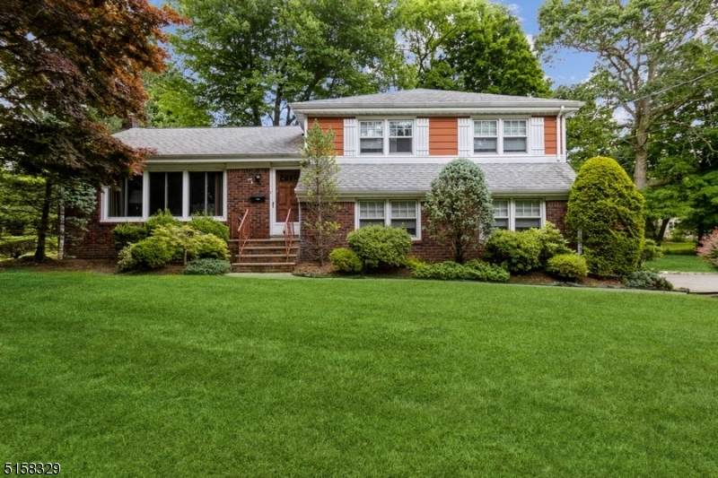 5 Blackstone Dr - Photo 1