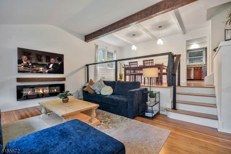 7 Dorothy Dr - Photo 1