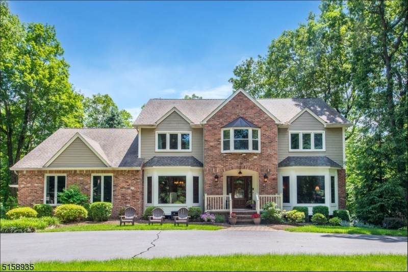 10 Denise Dr - Photo 1