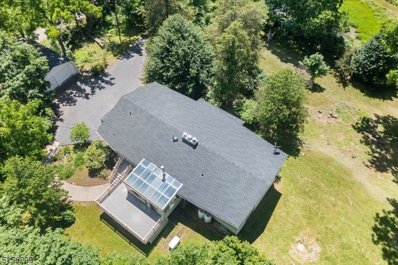 7 Pond Ln - Photo 1