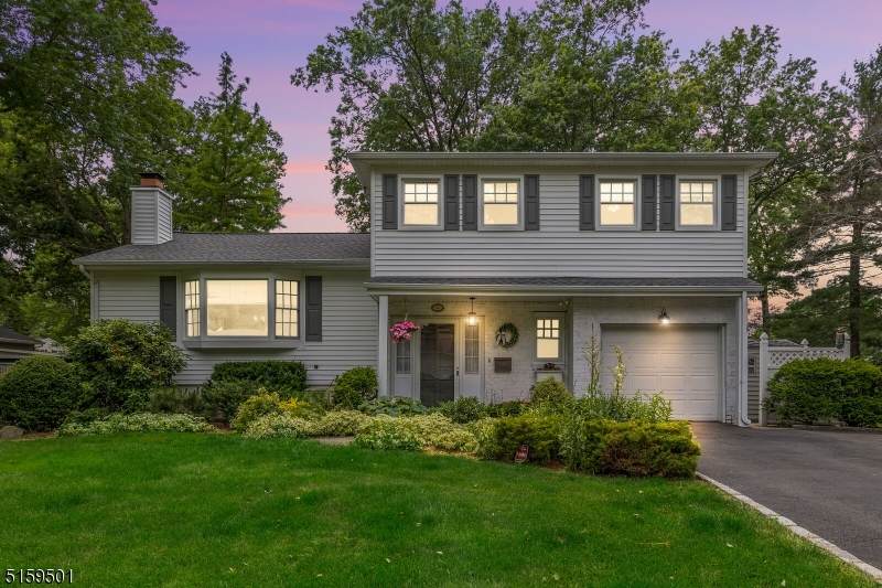 94 Crane Cir - Photo 1